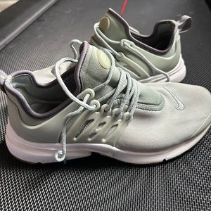 Nike Presto Sneakers